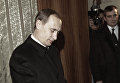 Владимир Путин голосует на избирательном участке. Выборы в Государственную Думу РФ 19 декабря 1999 года