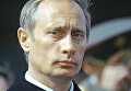 Президент России Владимир Путин на Красной площади в День Победы 9 мая 2000 года
