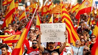 Митинг за единство Испании в Барселоне