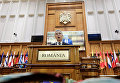 Генеральный секретарь НАТО Йенс Столтенберг обращается к членам 63-й Парламентской ассамблее НАТО в Бухаресте, Румыния.
