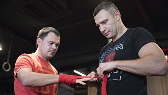 Виталий Кличко провел тренировку, которая была продана на аукционе ProZorro за 150 тысяч гривен