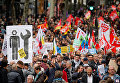 Демонстрация работников государственного сектора и членов профсоюза в Париже, Франция