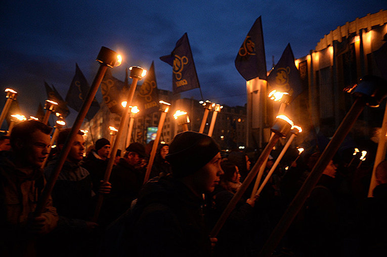 Факельное шествие националистов в Киеве