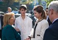 Супруга Президента Украины Марина Порошенко и президент Мальты Мари-Луиз Колейро Прека посетили столичную специализированную школу № 155 с углубленным изучением английского языка.