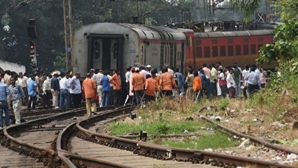 ЧП с поездом в Индии
