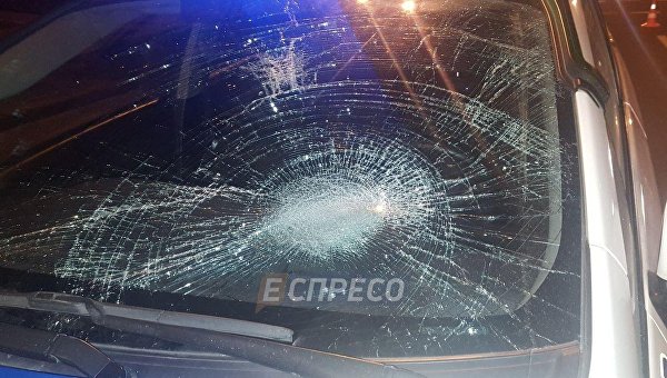 Полицейское авто сбило пешехода в Голосеевском районе Киева