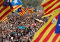 В Каталонии люди ожидают решения о независимости парламента области