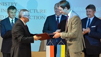 Польша и Украина подписали меморандум по проекту Виа Карпатия