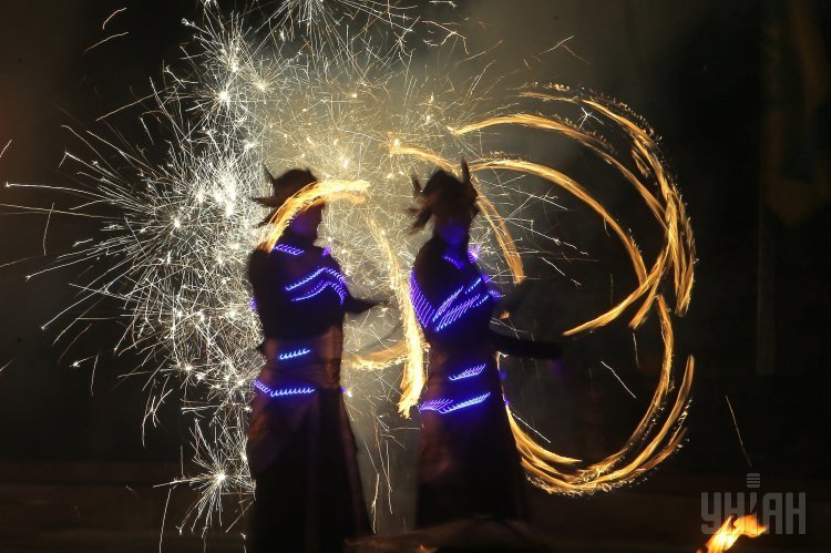 В Киеве прошел фестиваль огня и пиротехники Spivoche Fire Fest