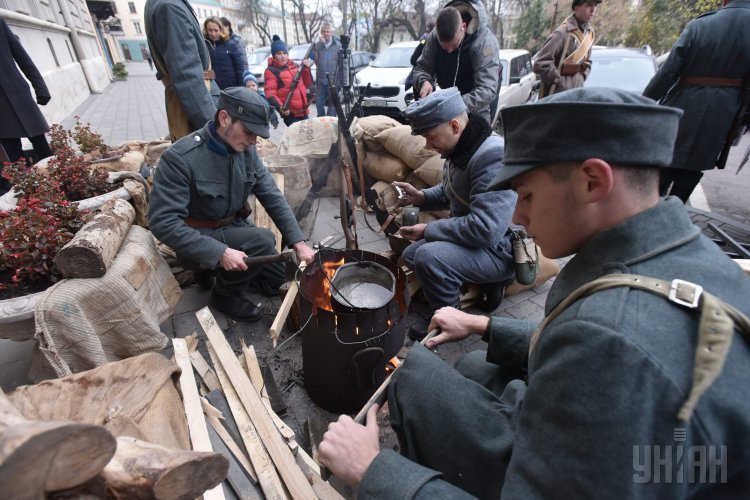 Театрализованное военно-историческое действо «Провозглашение ЗУНР» во Львове