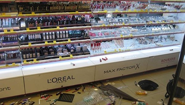 Харьковчанин устроил погром в магазине косметики