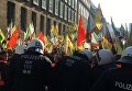 Столкновения с демонстрантами в Дюссельдорфе: пострадали 15 полицейских