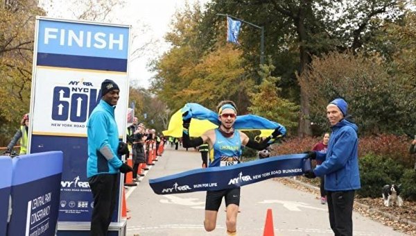 Украинский легкоатлет Дмитрий Молчанов занял первое место на марафоне New York City 60K в США