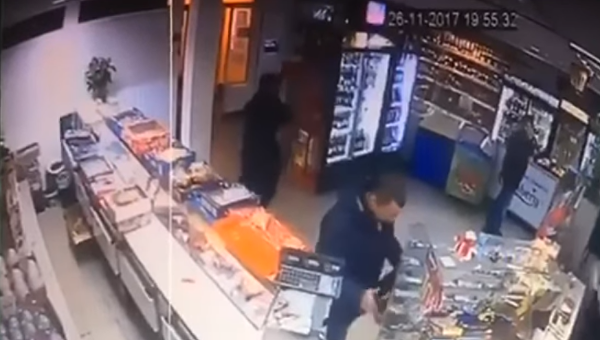 Ограбление магазина сыном нардепа