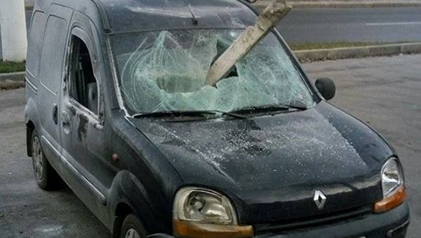 В Харькове повредили машину