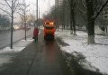 Снегоуборочная техника на улицах Киева