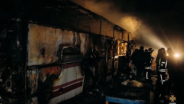 Пожар в автобусном гараже в Тернополе