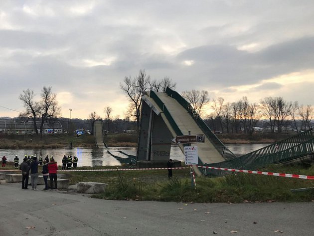 В Праге рухнул мост