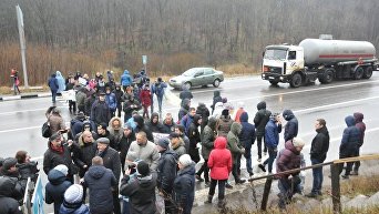 В Харьковской области перекрыли дорогу из-за отсутствия отопления в домах