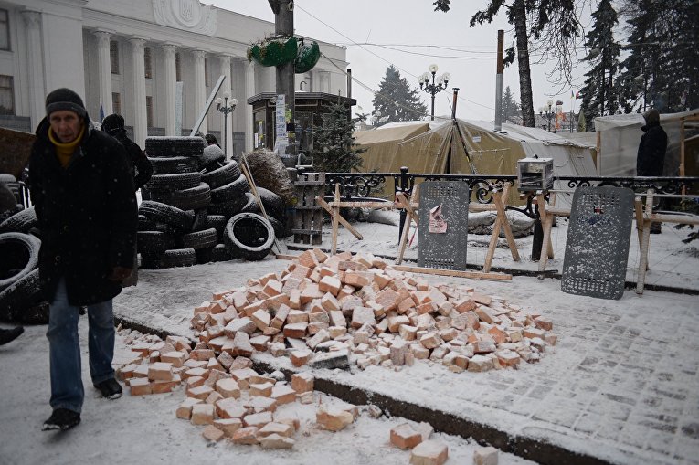 Ситуация возле Верховной Рады после утренних столкновений, 6 декабря 2017
