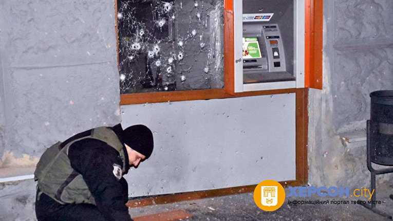 Неизвестные подорвали банкомат Сбербанка в Херсоне