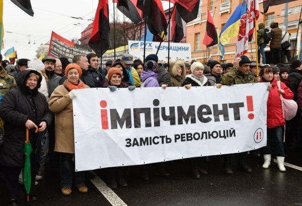 Сторонники Саакашвили направились в Генпрокуратуру