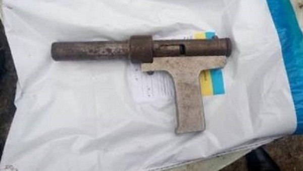 Самодельный пистолет, из которой в Днепропетровской области мальчик убил сестру