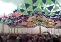 Сильный ветер на бразильском фестивале обрушил сцену, погиб диджей