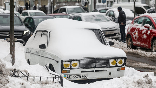 Снегопад в Киеве 19 декабря 2017 года