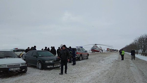 Вертолет главы Нацполиции окончательно заблокировал одесскую трассу