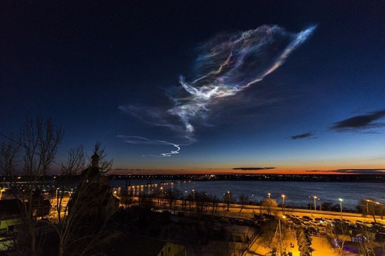 Загадочное небесное свечение в небе над Донбассом