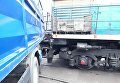 В Кропивницком на железнодорожном переезде грузовик врезался в поезд