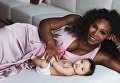 Серена Уильямс с ее новорожденной дочкой