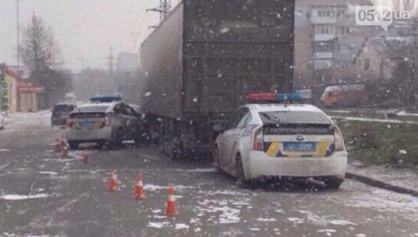 ДТП в Николаеве с участием полицейского автомобиля, 14 января 2018