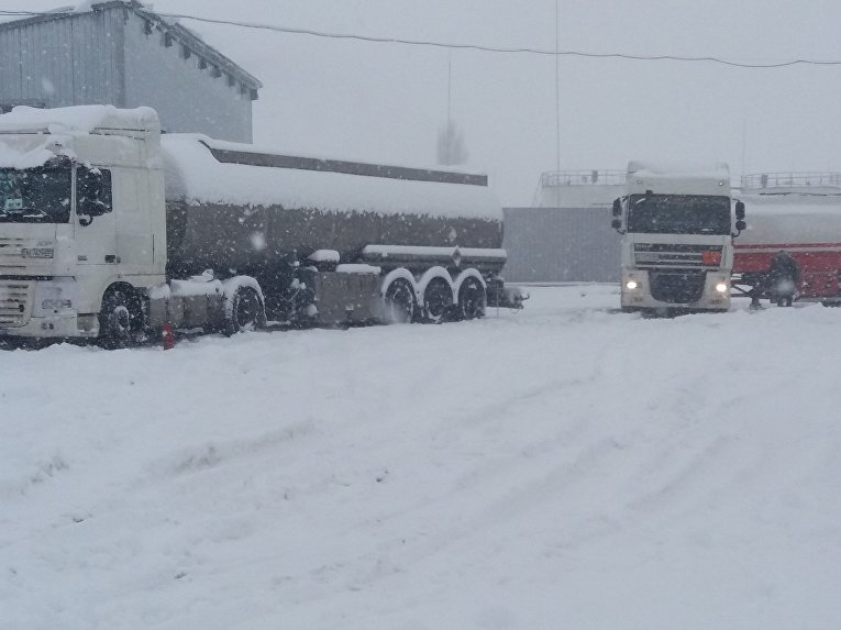 Ситуация на дорогах из-за снегопада 18 января 2018