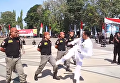 Не показывайте Кличко. В Индонезии мэр отрабатывает удары на полицейских. Видео