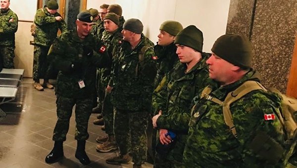 В Украину прибыли канадские военные инструкторы