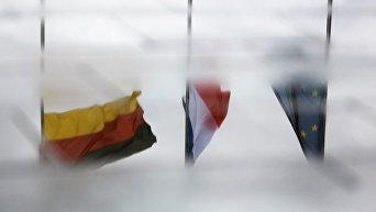 Флаги Германии, Франции и Евросоюза