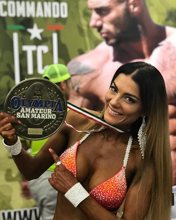 Чемпионка по фитнес-бикини Марина Андриенко