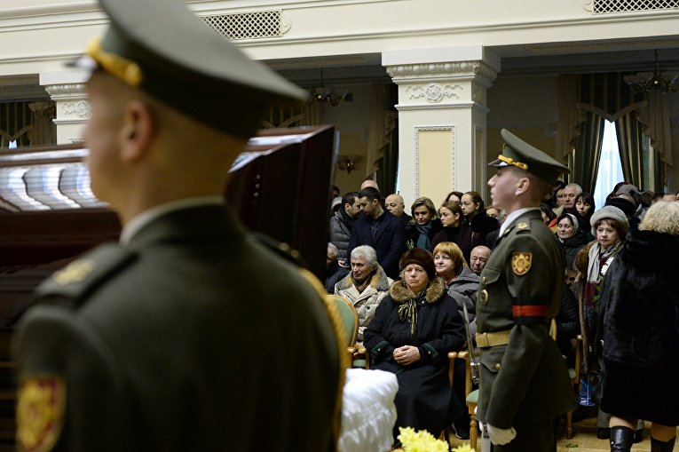 Церемония прощания с Леонидом Каденюком