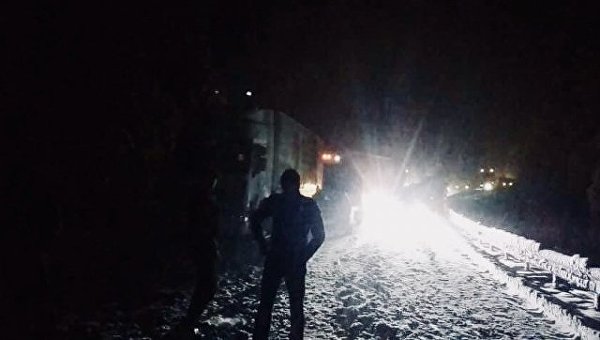 Во Львовской области из-за снегопада остановилось движение по трассе Киев - Чоп