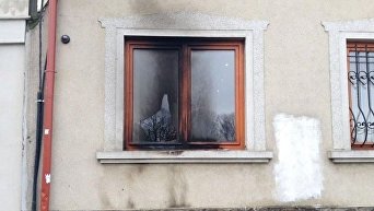В здание союза венгров в Ужгороде бросили коктейль Молотова