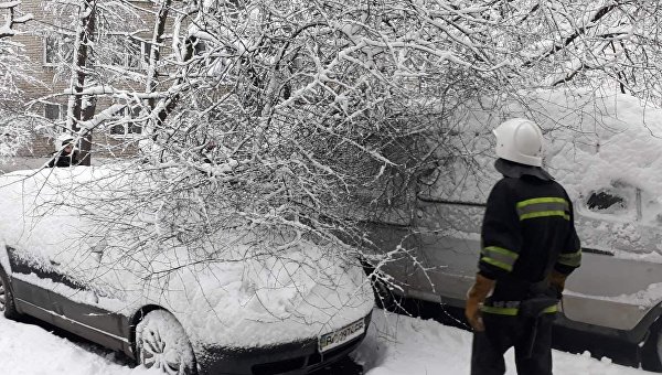 Ситуация во Львовской области после снегопада