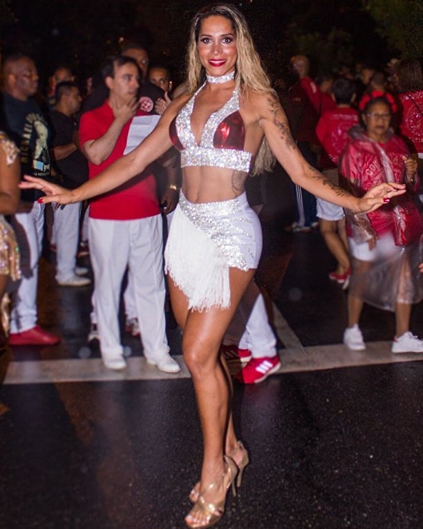 Женщина-трансгендер впервые откроет знаменитый карнавал в Рио - LeMonade