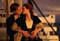 Титаник. Поцелуй Розы и Джека на корме корабля