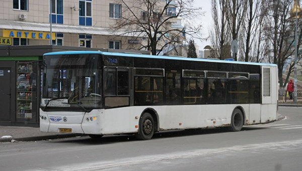 Автобус 7142