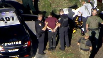 Задержание подозреваемого, устроившего стрельбу в школе во Флориде