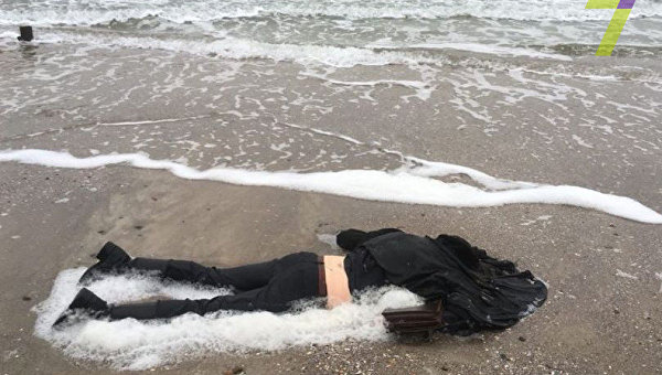 В Одессе на берегу обнаружено тело погибшей девушки