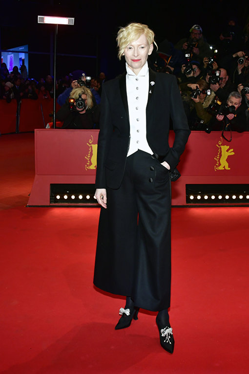 Тильда Суинтон во время церемонии открытия 68-го Берлинского международного кинофестиваля в Берлине, Германия, 15 февраля 2018 года.