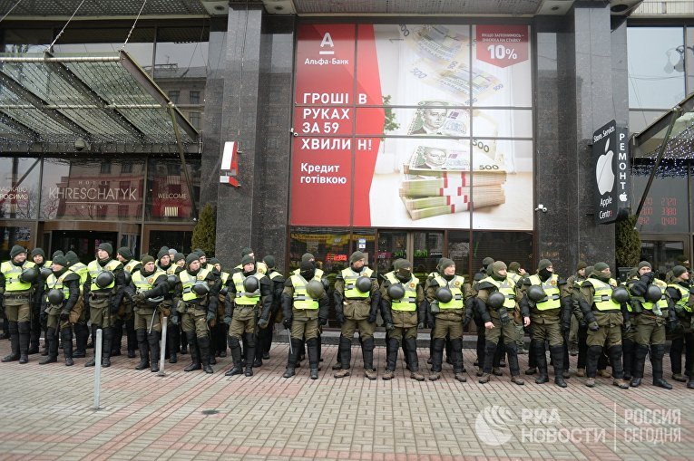Активисты ОУН устроили погромы в Киеве